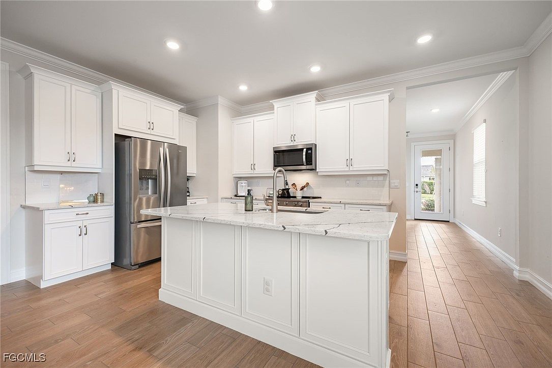 16697 Seasons Coast Dr Bonita Springs, FL 34135 - Thumbnail 5