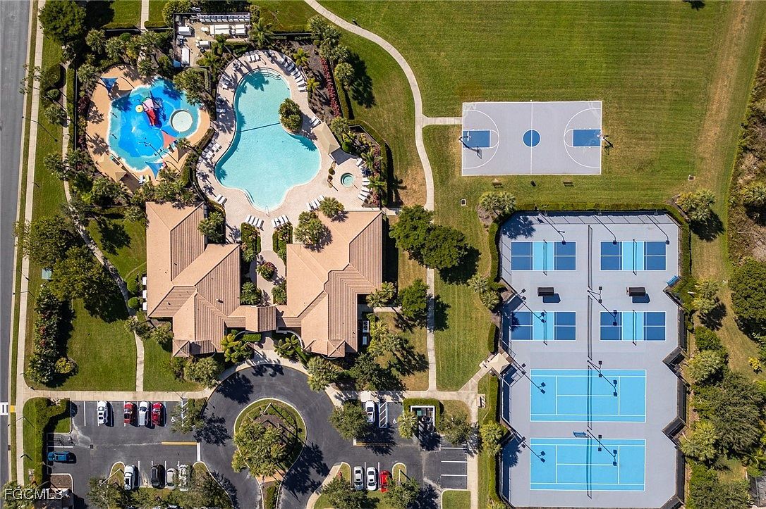 10117 Silver Maple Ct Fort Myers, FL 33913 - Thumbnail 5