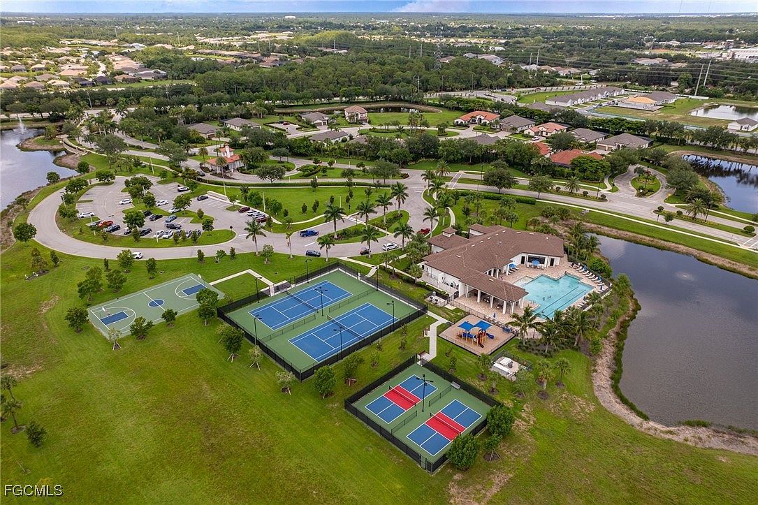 3432 Murcia Ct Fort Myers, FL 33905 - Thumbnail 5