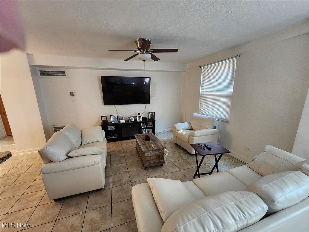 13800 Fairhill Rd APT 114 Cleveland, OH 44120 - Thumbnail 5