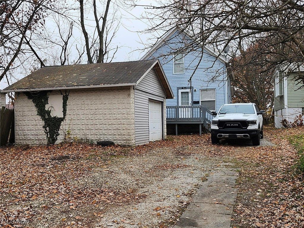 528 Gridley St Akron, OH 44306 - Thumbnail 5