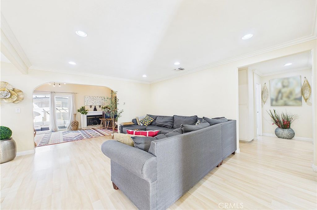 5741 Lime Ave Cypress, CA 90630 - Thumbnail 5