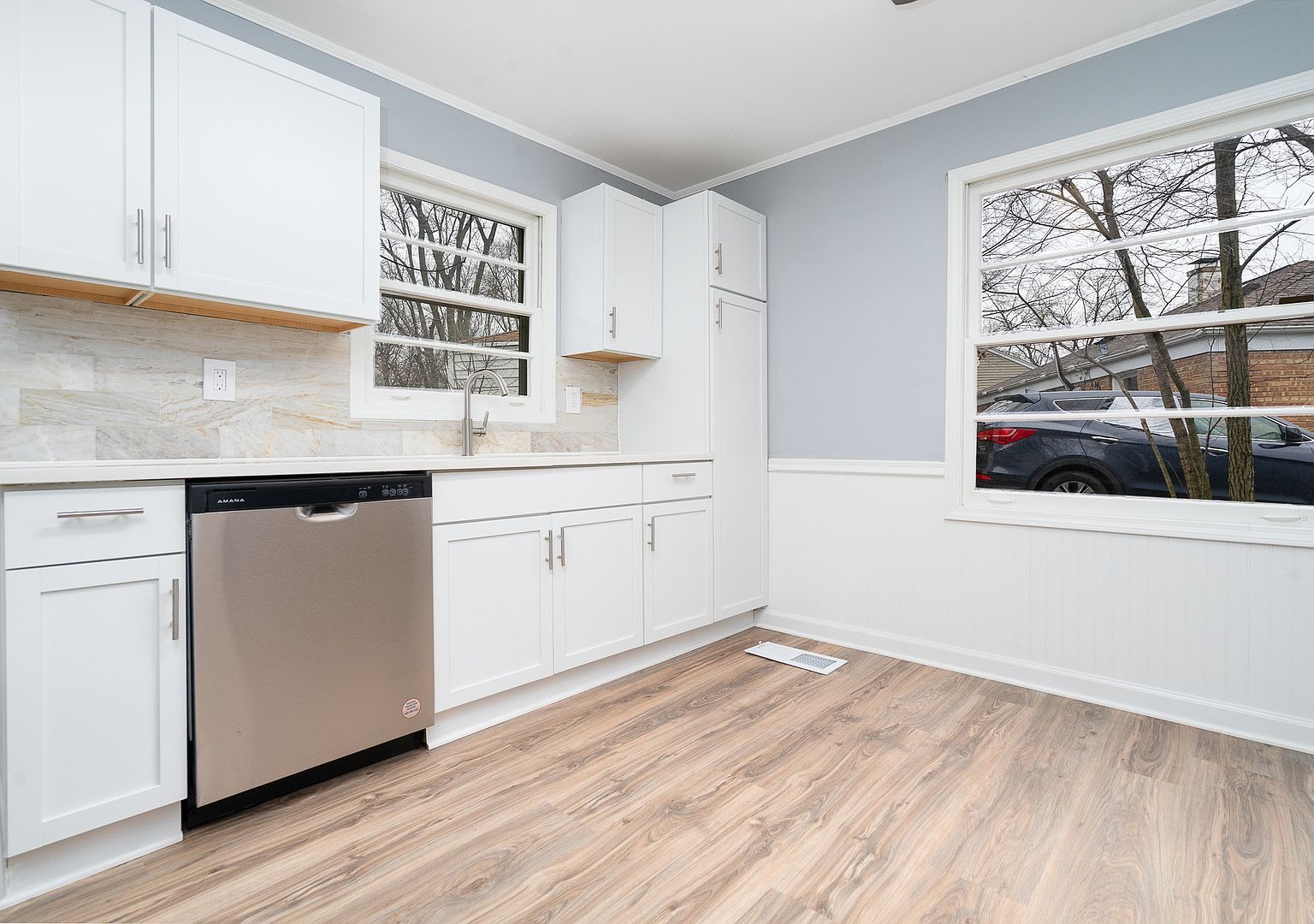 372 Oswego St Park Forest, IL 60466 - Thumbnail 5