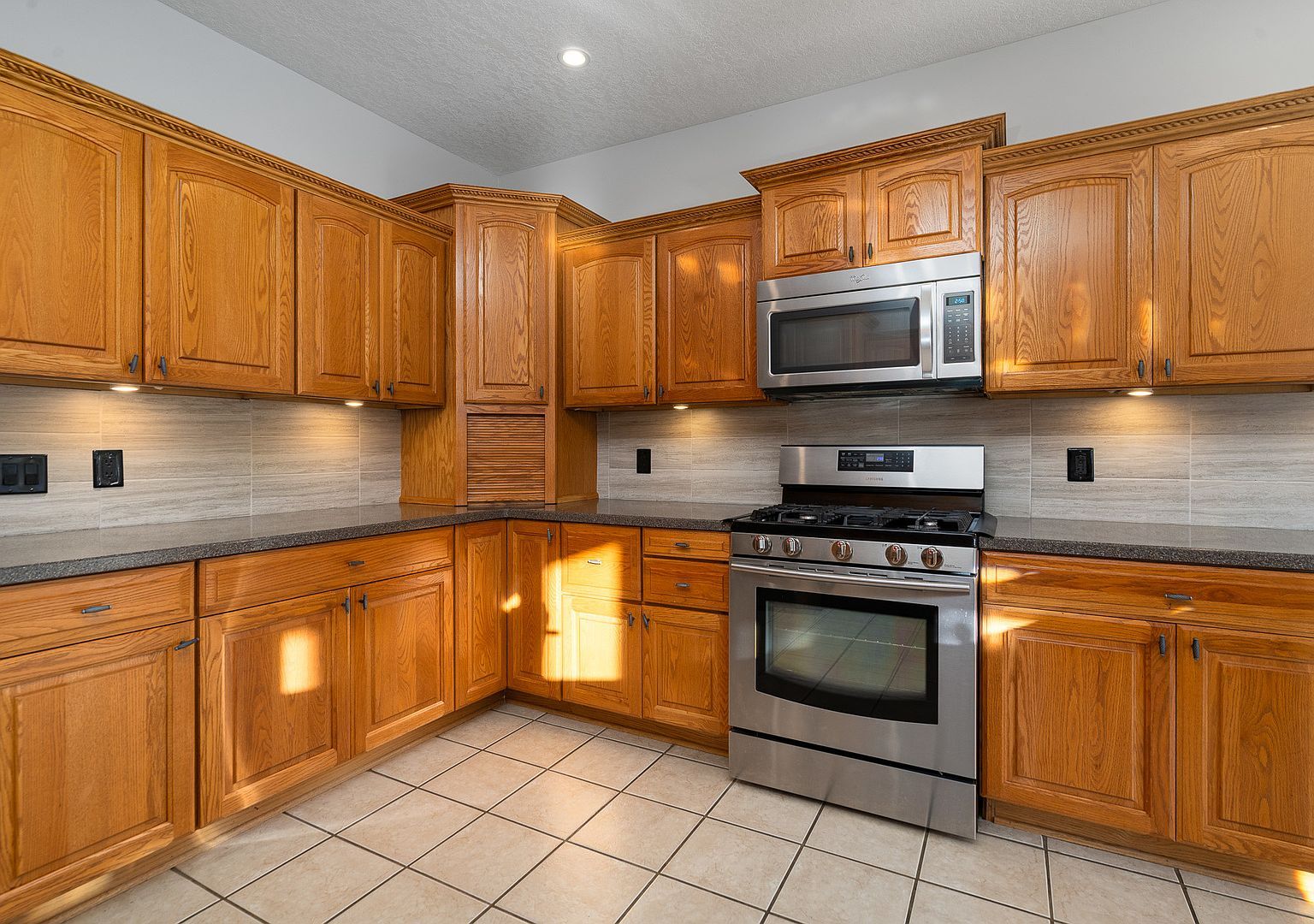 3218 Woodhaven Dr Bourbonnais, IL 60914 - Thumbnail 5