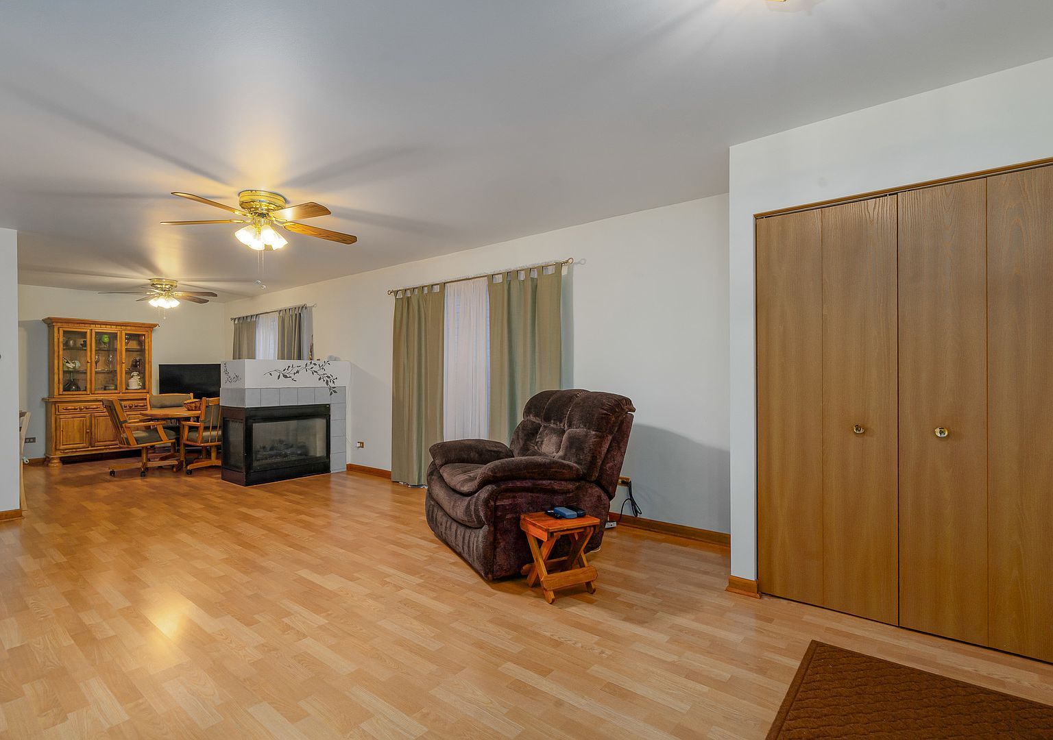 (undisclosed Address) Plainfield, IL 60586 - Thumbnail 5