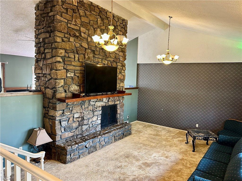 1803 W State Highway 10 Belleville, AR 72824 - Thumbnail 5