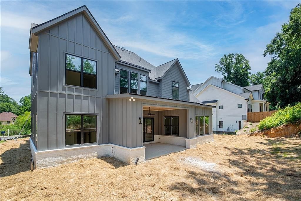 3906 Town Farms Dr Peachtree Corners, GA 30092 - Thumbnail 5