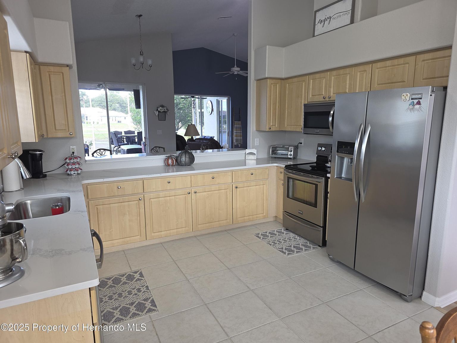 9257 Bonnie Cove Dr Weeki Wachee, FL 34613 - Thumbnail 5