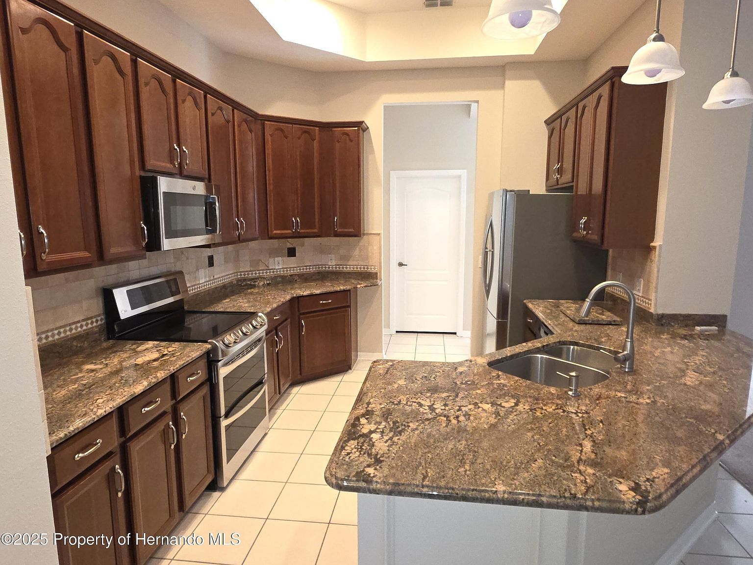 617 Glastonbury Ct Spring Hill, FL 34609 - Thumbnail 5