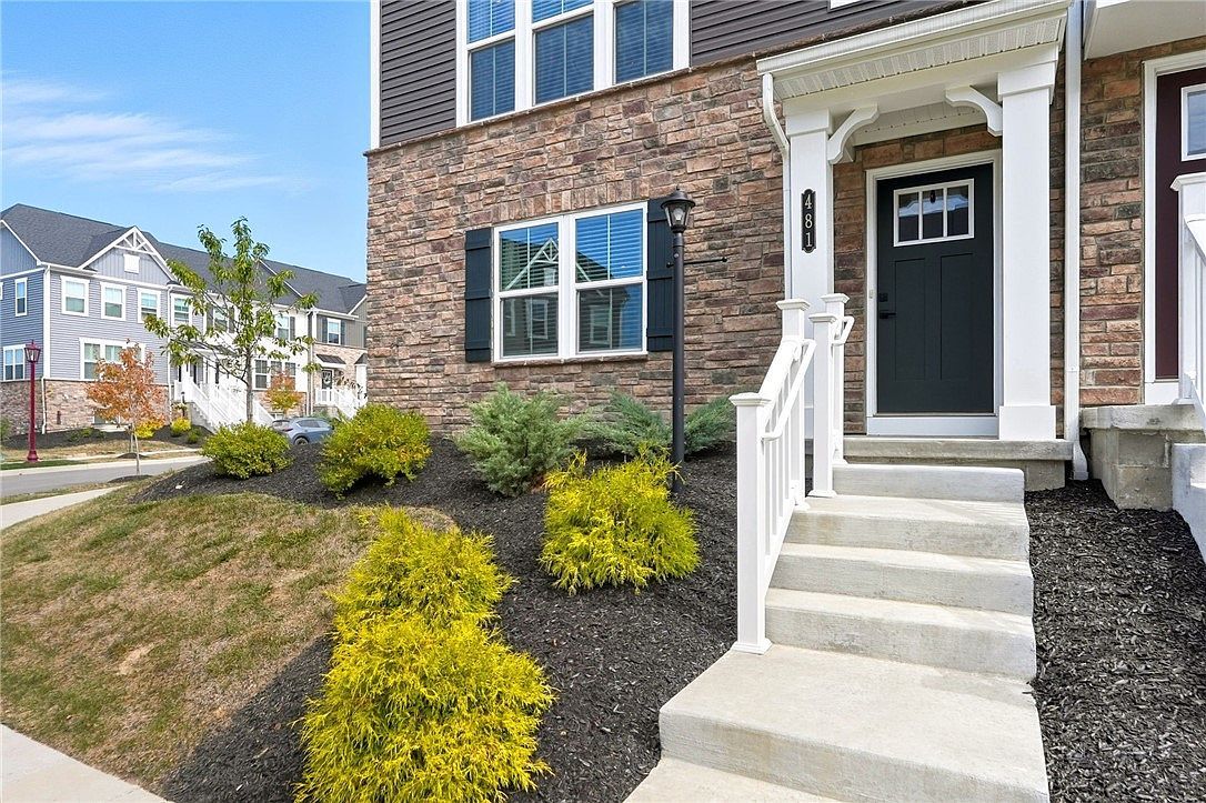 481 Nolan Cir Cranberry Township, PA 16066 - Thumbnail 5