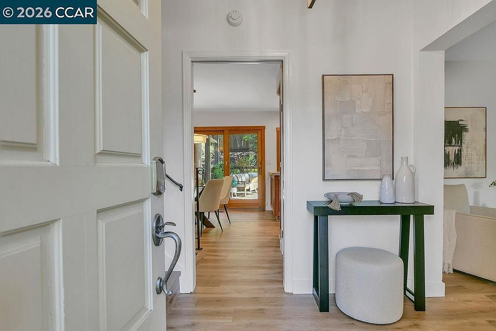 916 Calle Verde Martinez, CA 94553 - Thumbnail 5