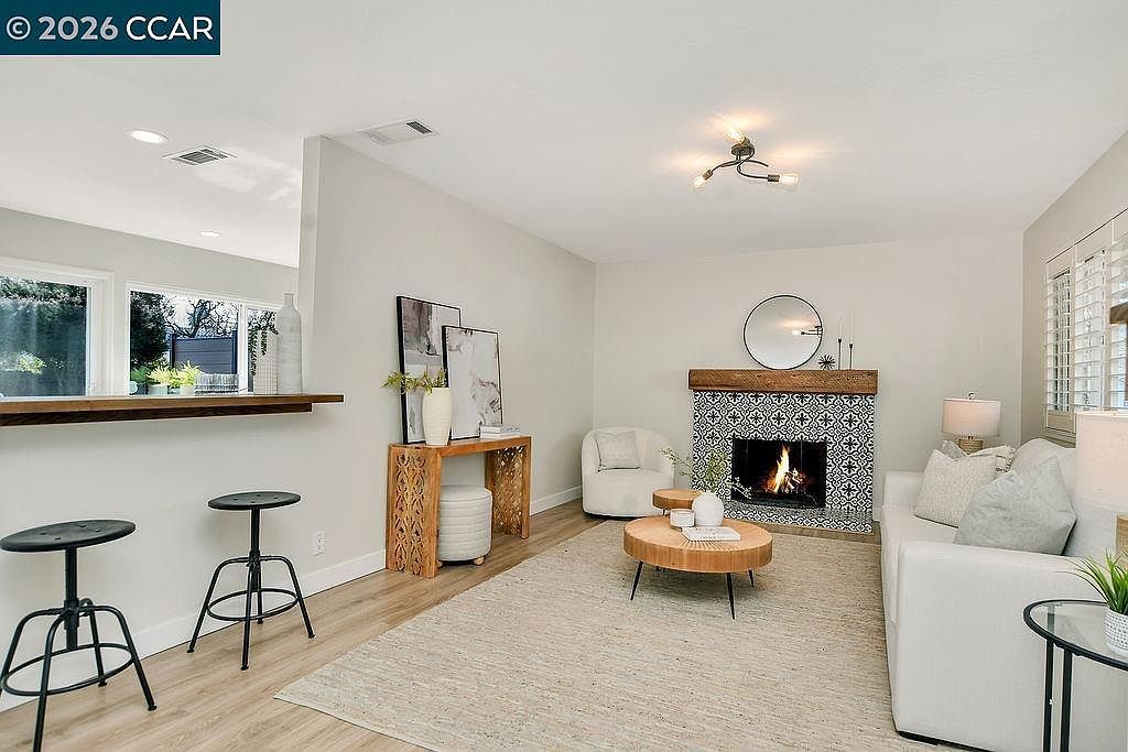 508 Viewmont St Benicia, CA 94510 - Thumbnail 5