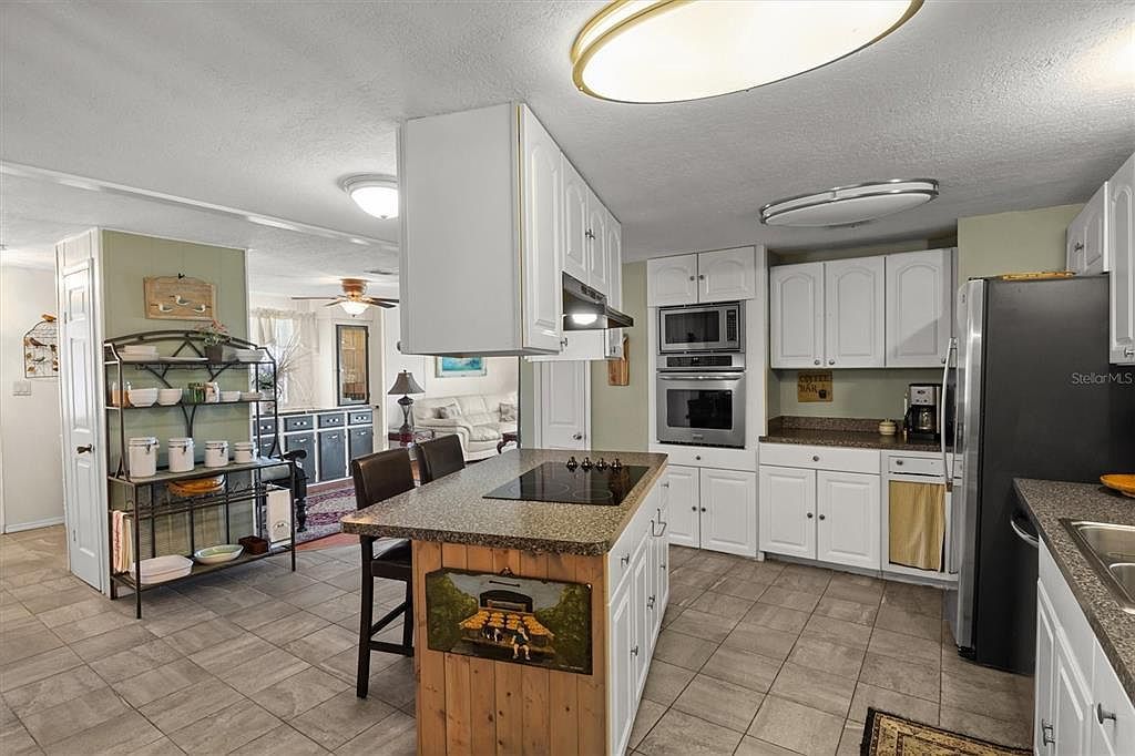 6825 S Lake Henry Dr NE Winter Haven, FL 33881 - Thumbnail 5
