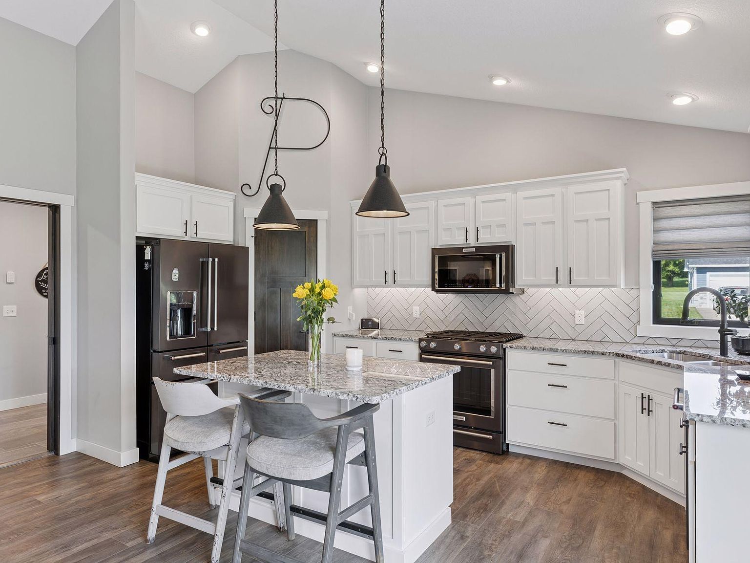 203 Vista Cir River Falls, WI 54022 - Thumbnail 5