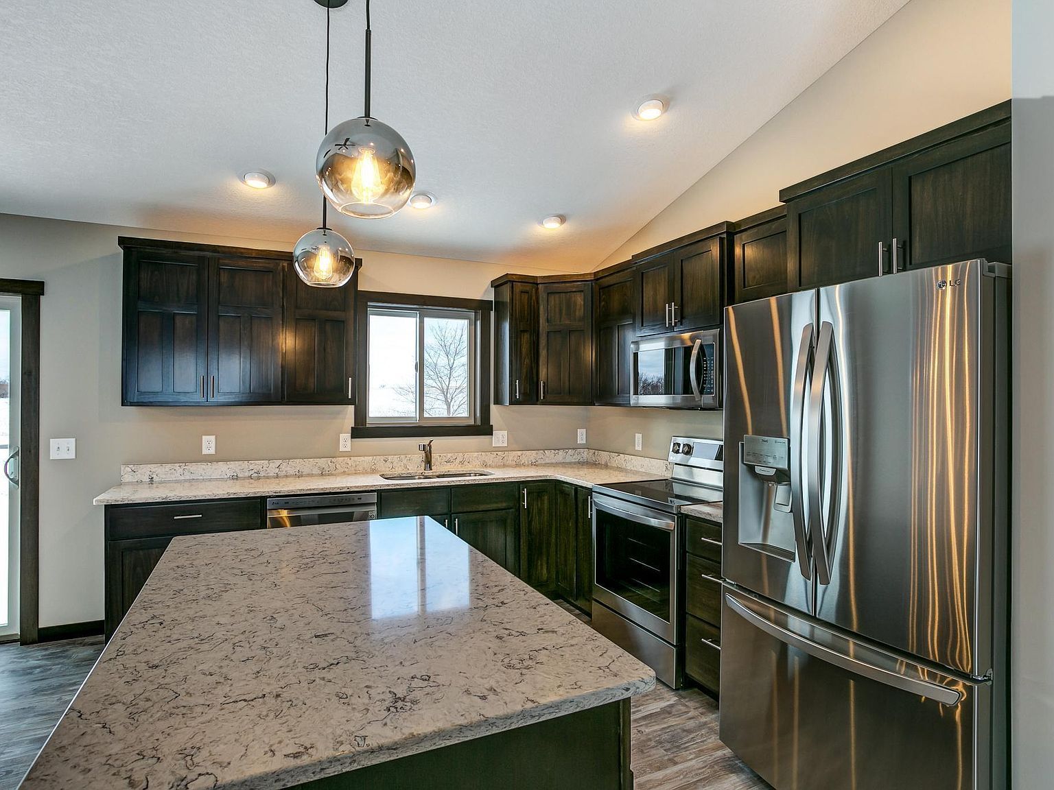 492 Coyote Way New Richmond, WI 54017 - Thumbnail 5