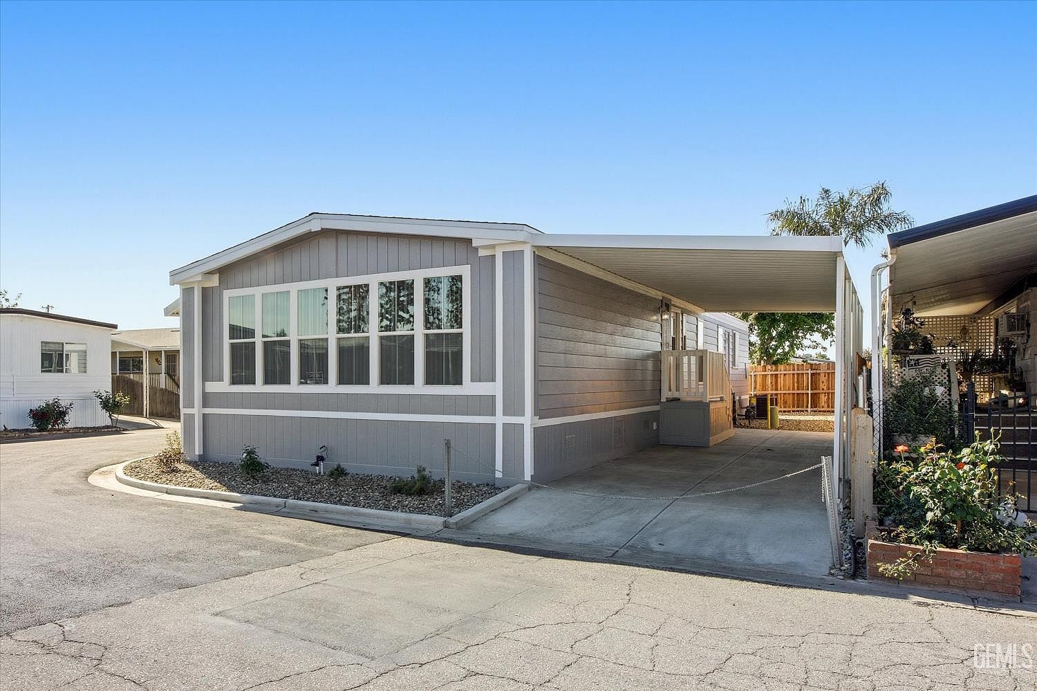 152 Torrey Pine Ln Bakersfield, CA 93308 - Thumbnail 5