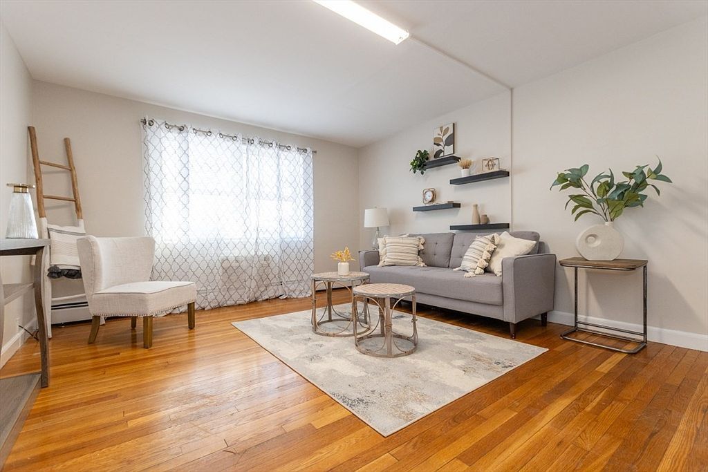 35 Montvale Ave APT 8 Woburn, MA 01801 - Thumbnail 5