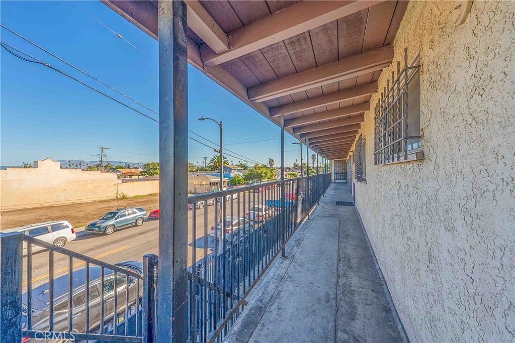 254 W 83rd St Los Angeles, CA 90003 - Thumbnail 5