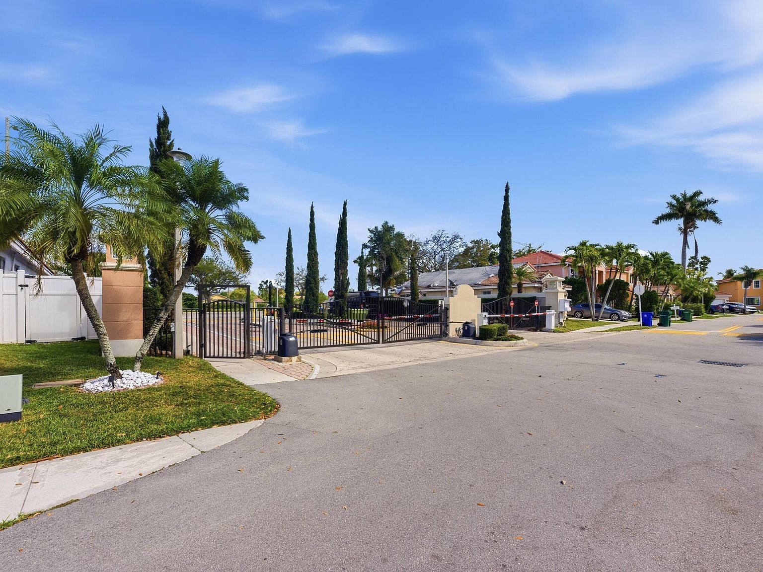 1902 Seville St Margate, FL 33063 - Thumbnail 5