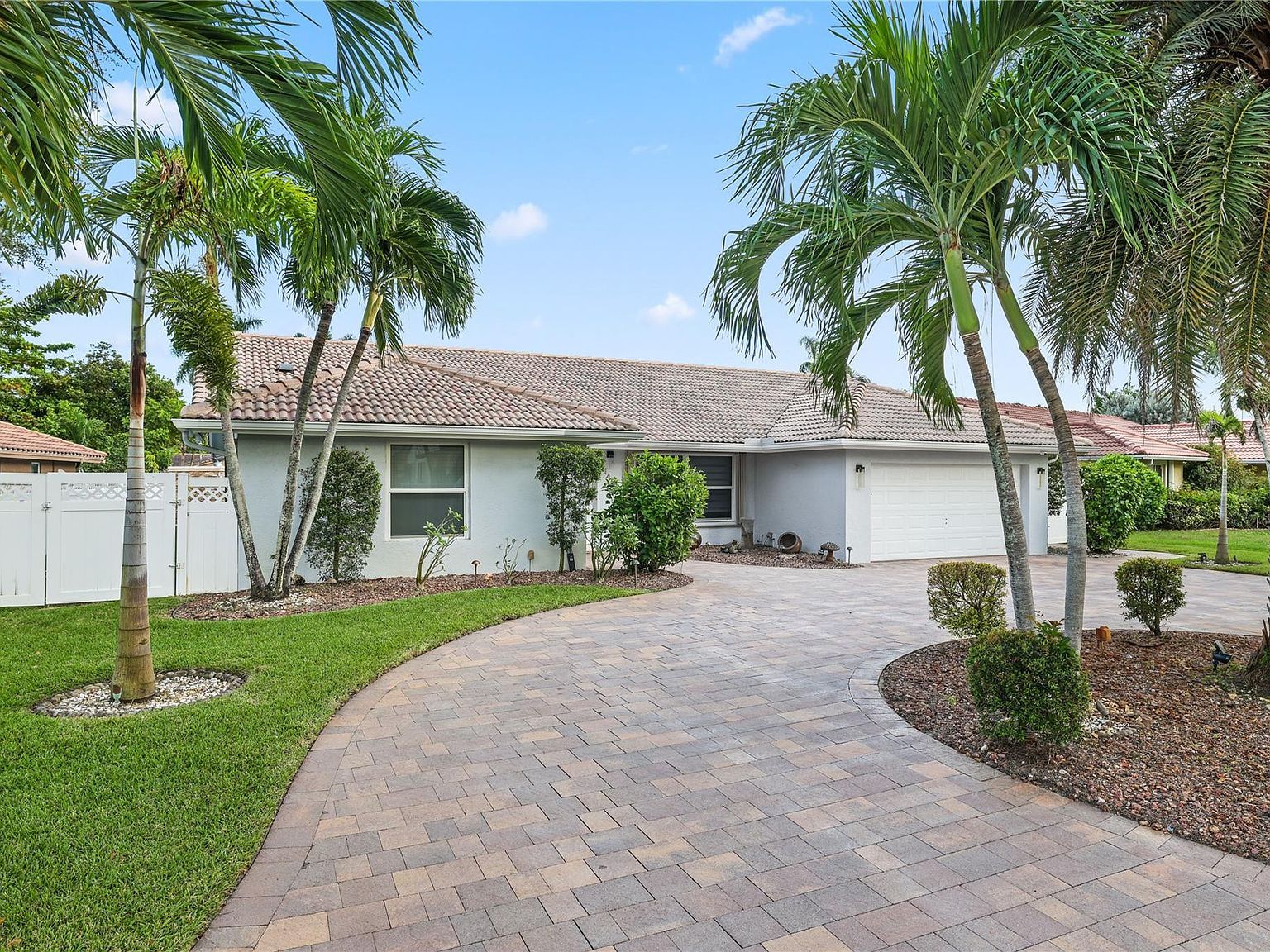 1459 NW 113th Ter Coral Springs, FL 33071 - Thumbnail 5