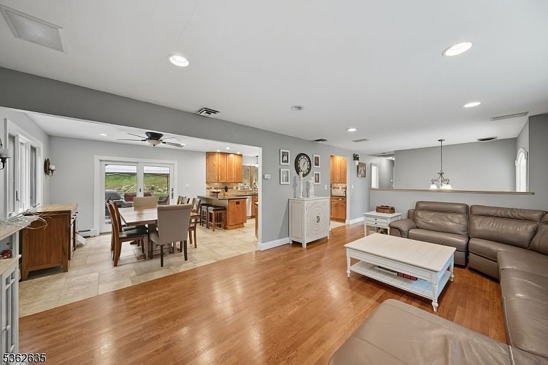 11 Glenbourne Dr Boonton Township, NJ 07005, Boonton Township, NJ, 7005 - Thumbnail 5