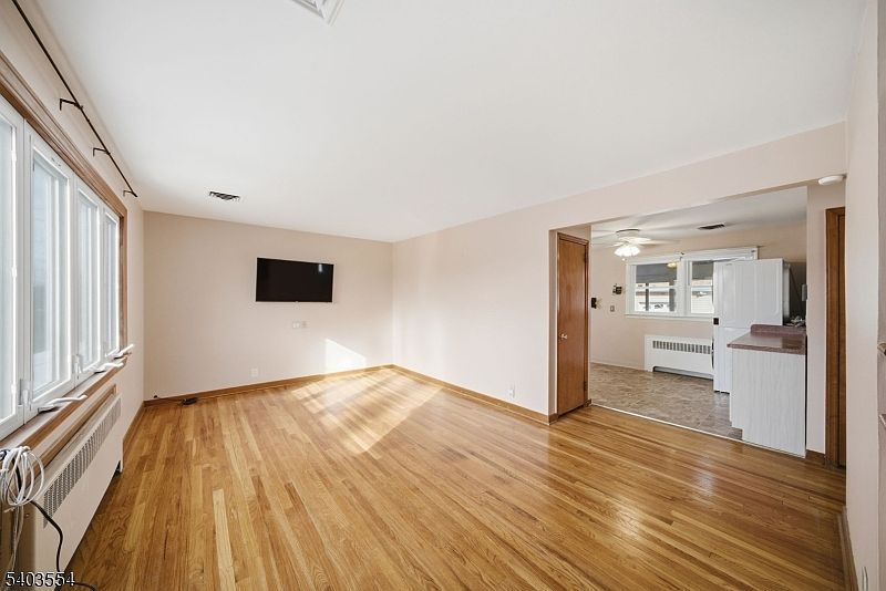 52 Broadway Clark, NJ 07066 - Thumbnail 5