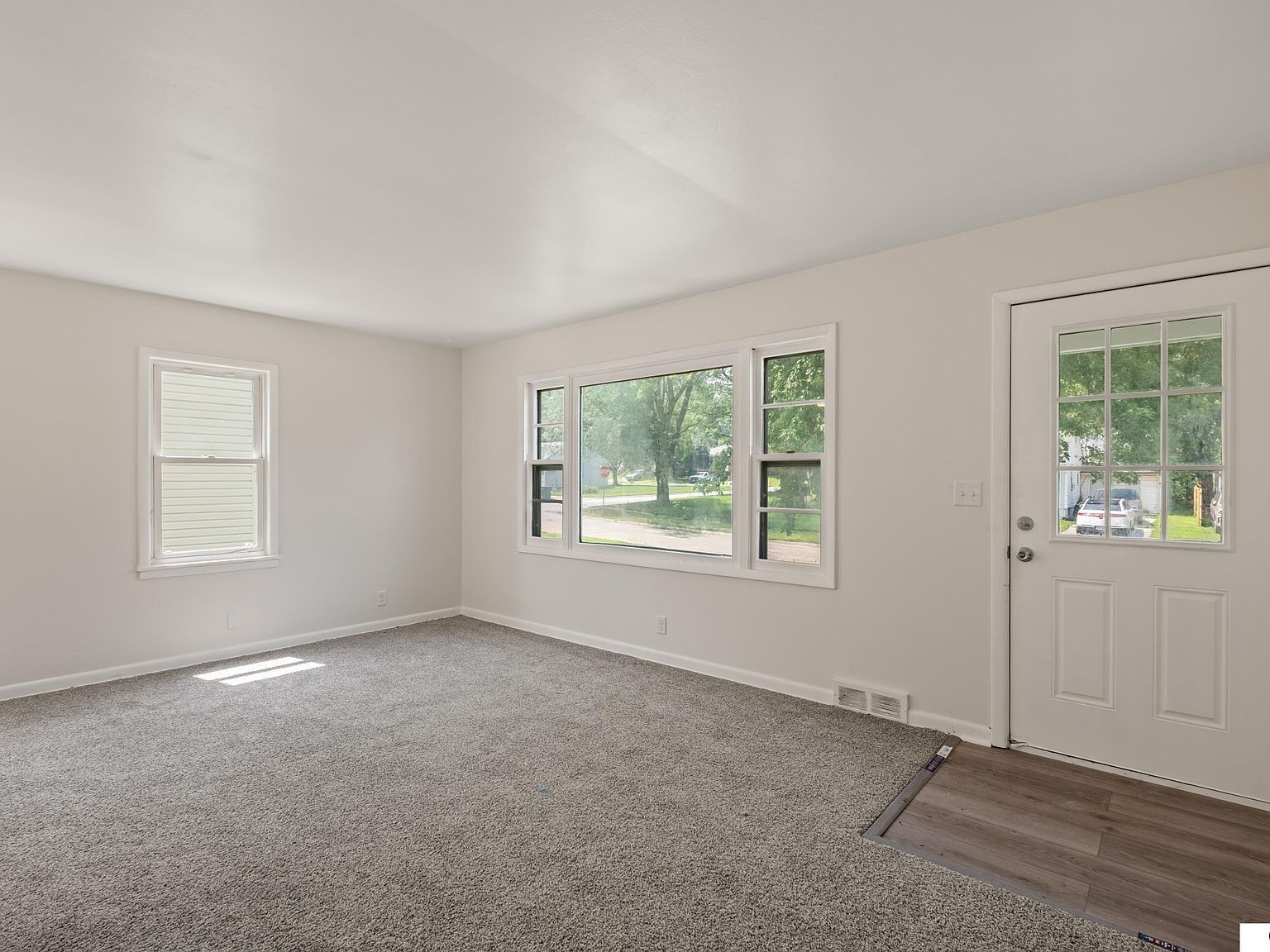 3705 N 56th St Omaha, NE 68104 - Thumbnail 5