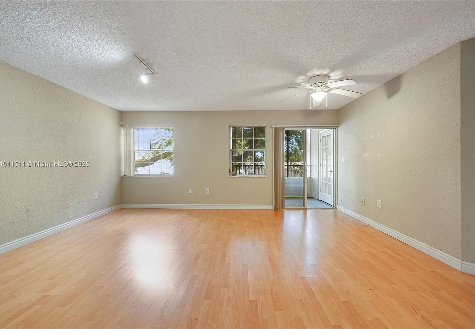 2871 N Oakland Forest Dr APT 210 Fort Lauderdale, FL 33309 - Thumbnail 5