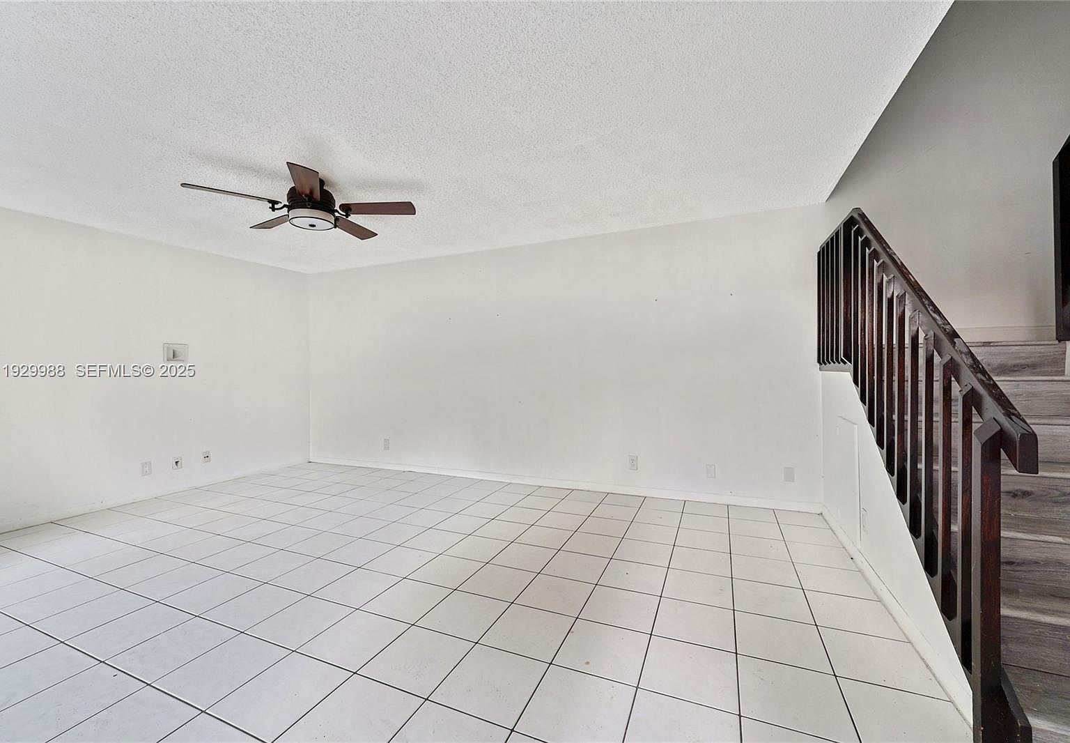 2565 Garden Ct Hollywood, FL 33026 - Thumbnail 5