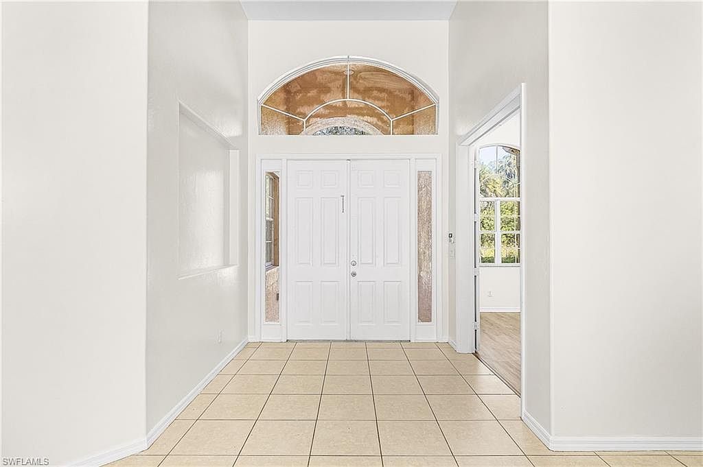 1440 16th Ave NE Naples, FL 34120 - Thumbnail 5