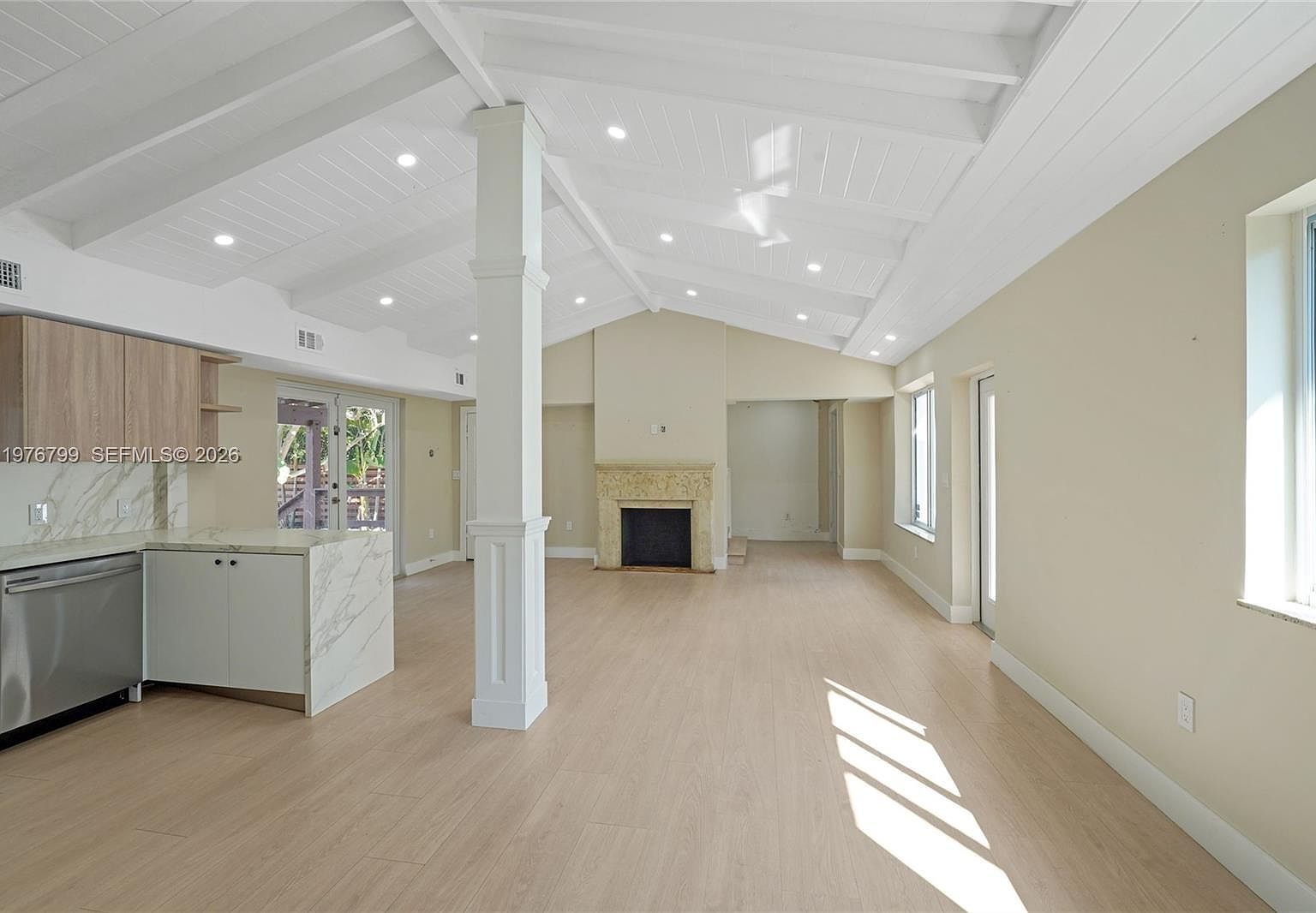 659 NE 73rd St Miami, FL 33138 - Thumbnail 5