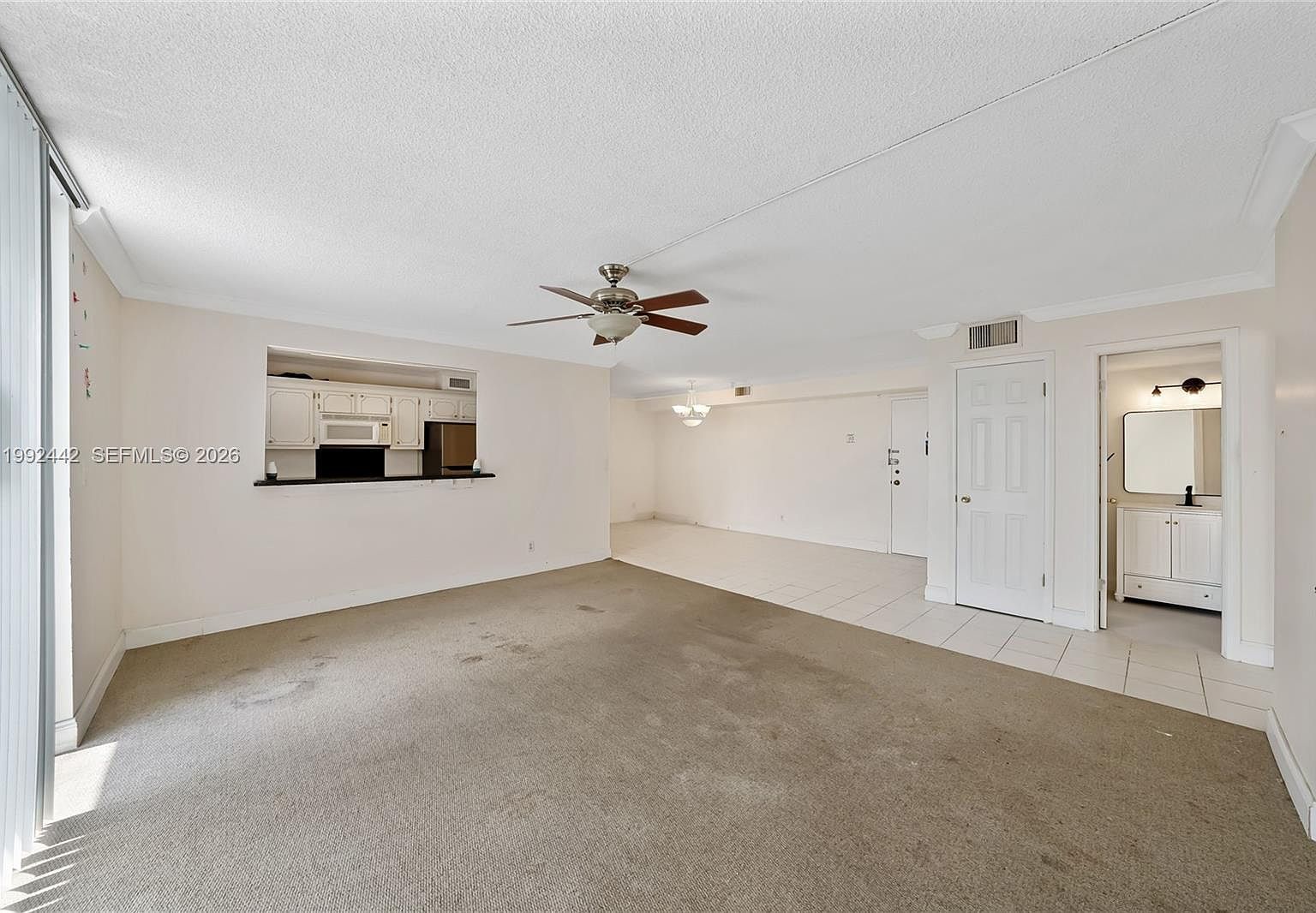 137 Golden Isles Dr APT 1214 Hallandale, FL 33009 - Thumbnail 5