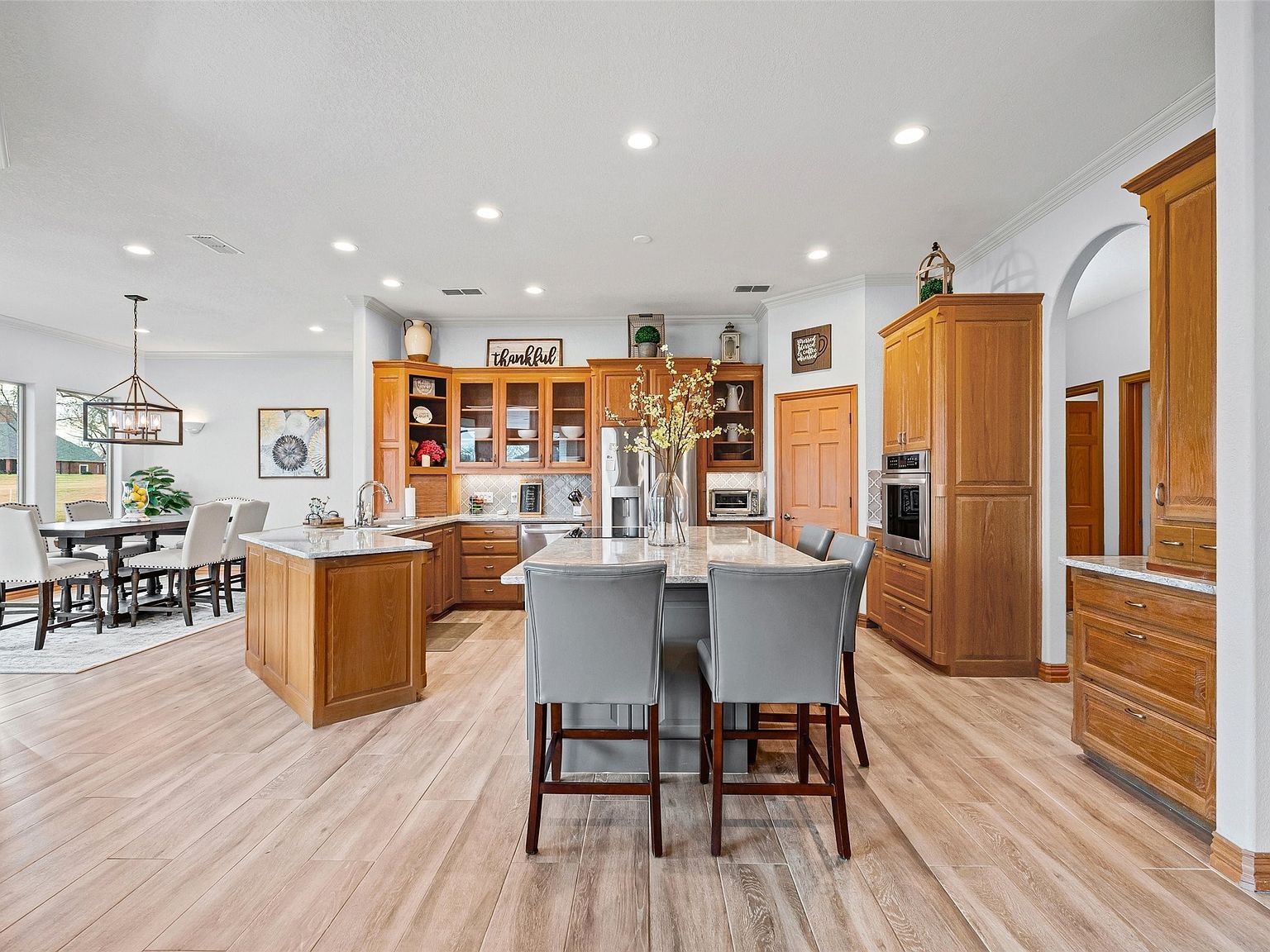 5605 Flagstick Dr Granbury, TX 76049 - Thumbnail 5