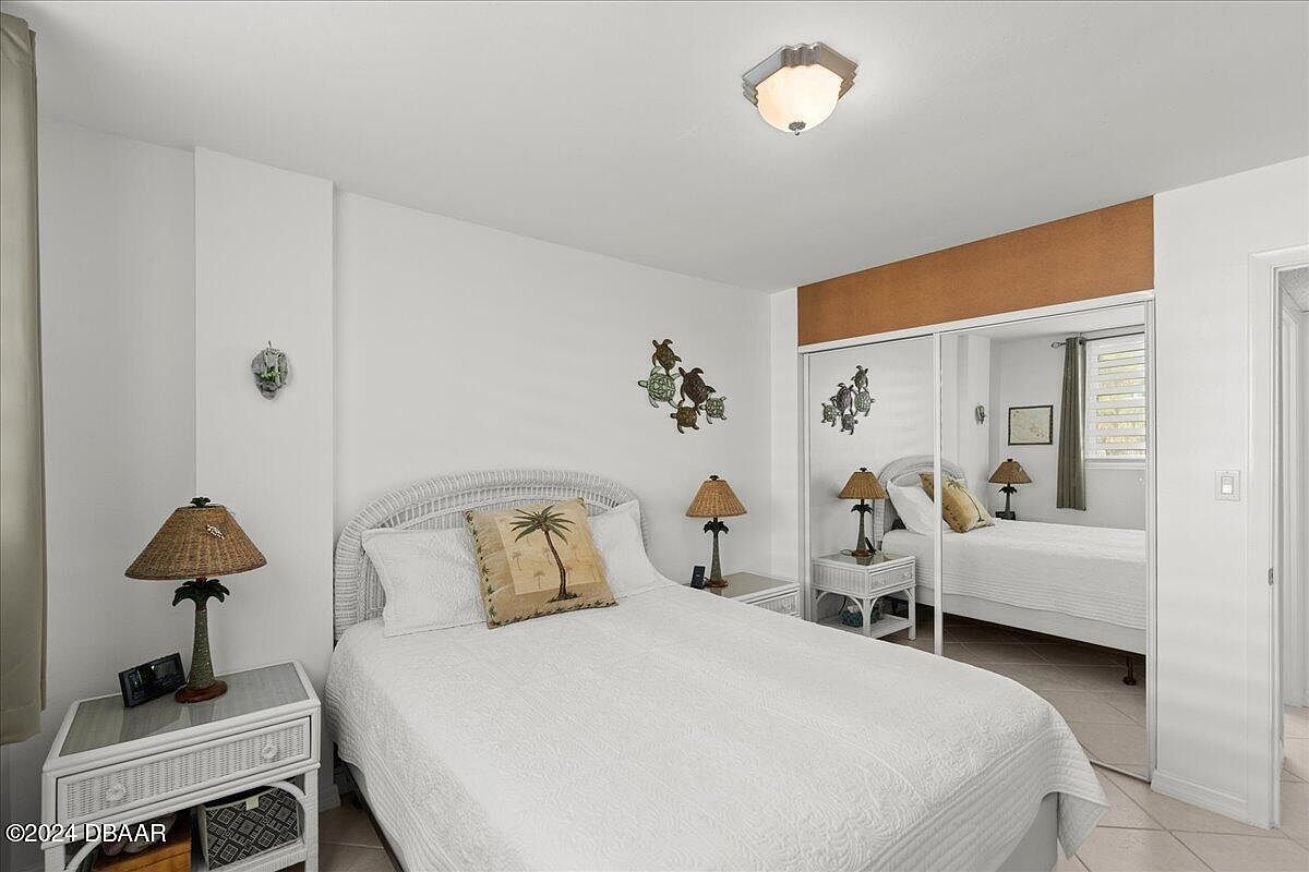 2727 N Atlantic Ave APT 204 Daytona Beach, FL 32118 - Thumbnail 5