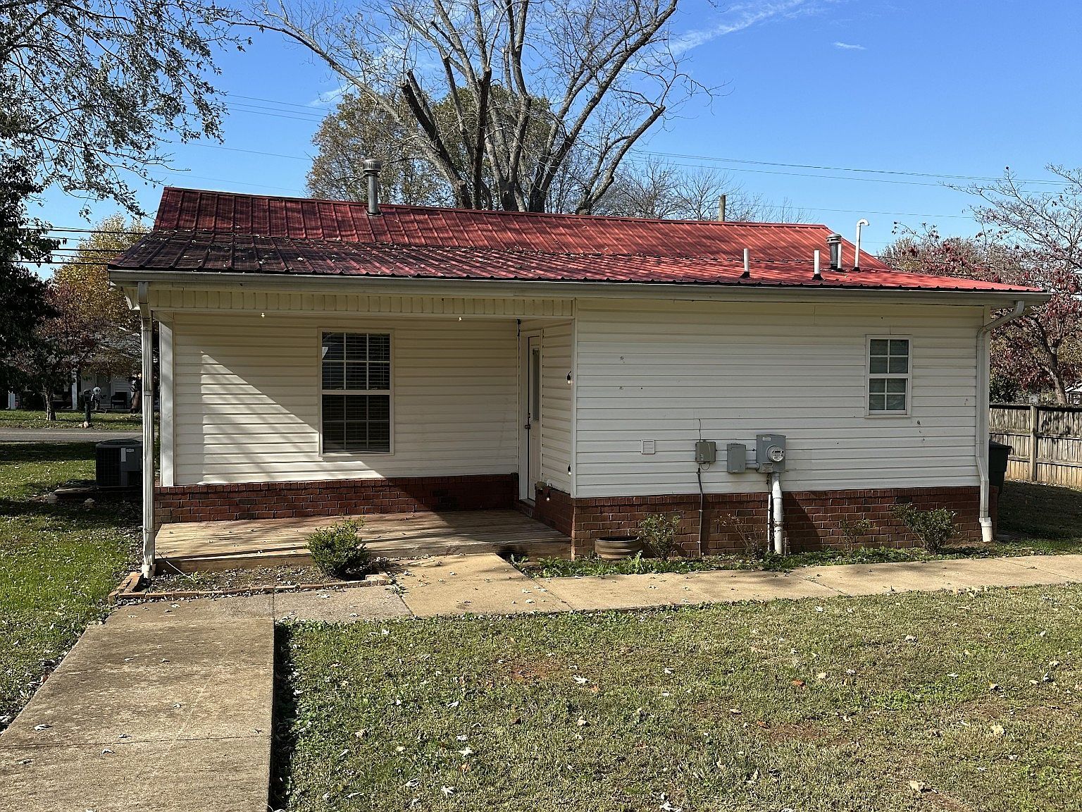 902 S Russell St Portland, TN 37148 - Thumbnail 5