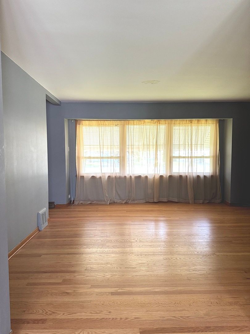 1120 183rd St Homewood, IL 60430 - Thumbnail 5