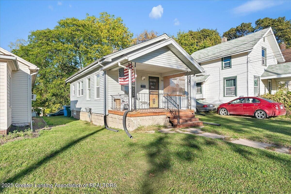 1323 E Cesar E Chavez Ave Lansing, MI 48906 - Thumbnail 5