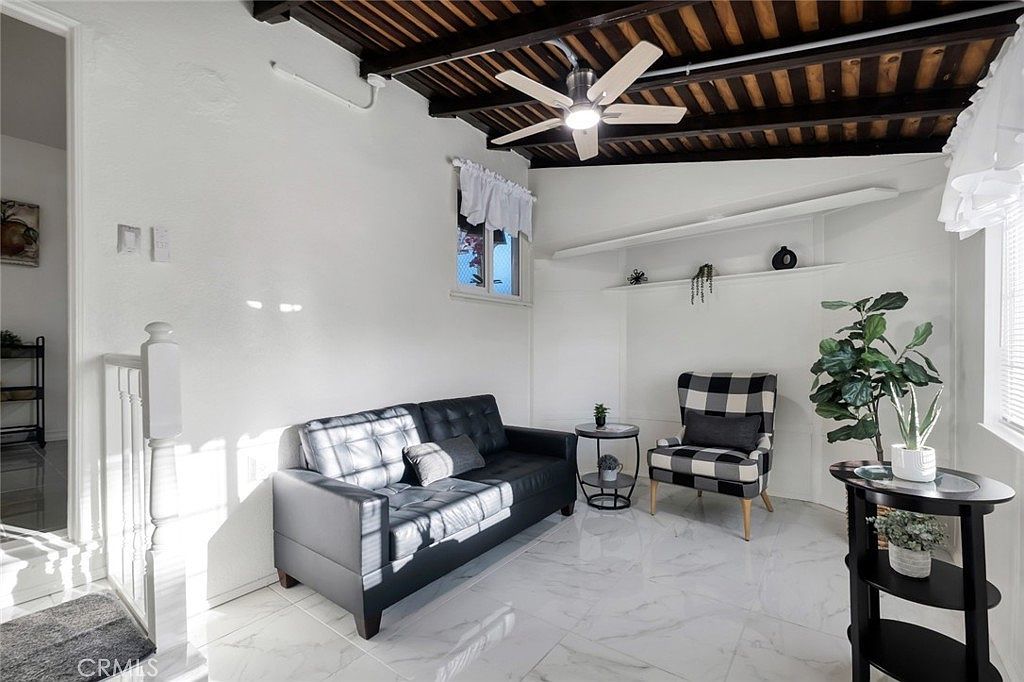 1527 N Avon St Burbank, CA 91505 - Thumbnail 5