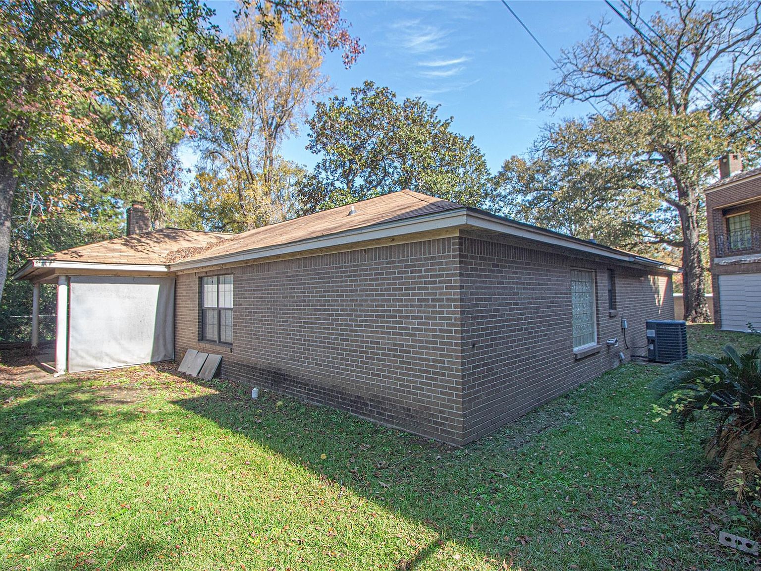 1300 W Church St APT 12 Livingston, TX 77351 - Thumbnail 5