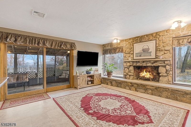 1825 Kennesaw Way Bridgewater, NJ 08807 - Thumbnail 5