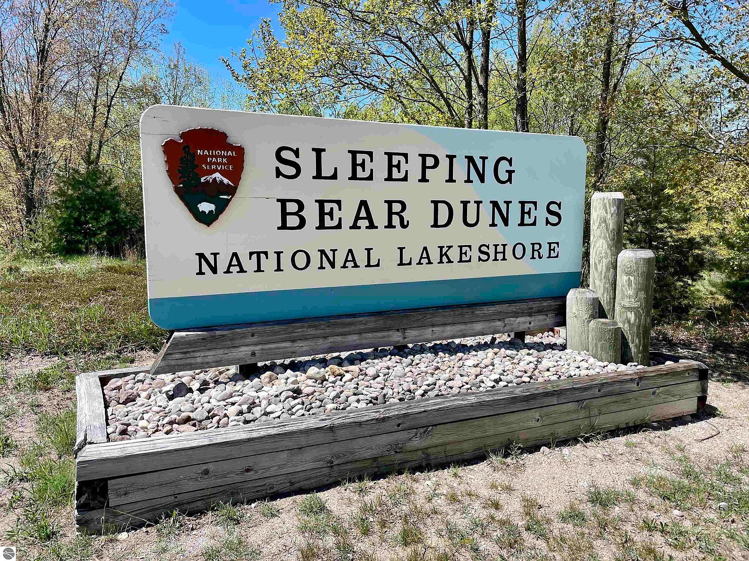 S Club Dr UNIT 6 Cedar, MI 49621 - Thumbnail 5