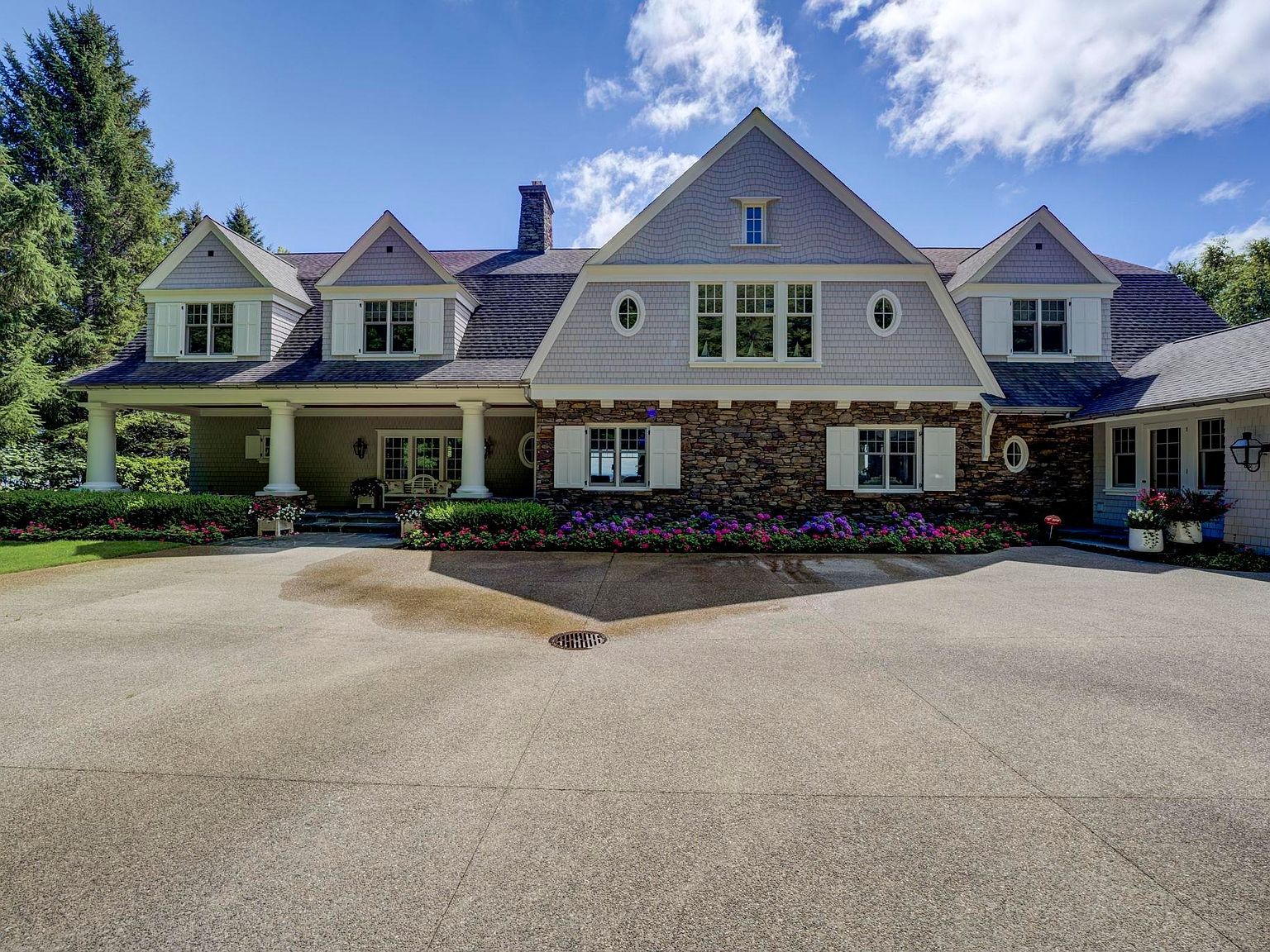 12935 N Northport Point Rd Northport, MI 49670 - Thumbnail 5