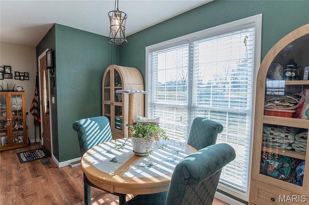 57 Hamilton Dr Cuba, MO 65453 - Thumbnail 5