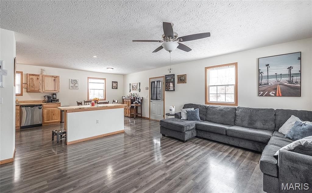 26012 Satellite Rd Laquey, MO 65534 - Thumbnail 5