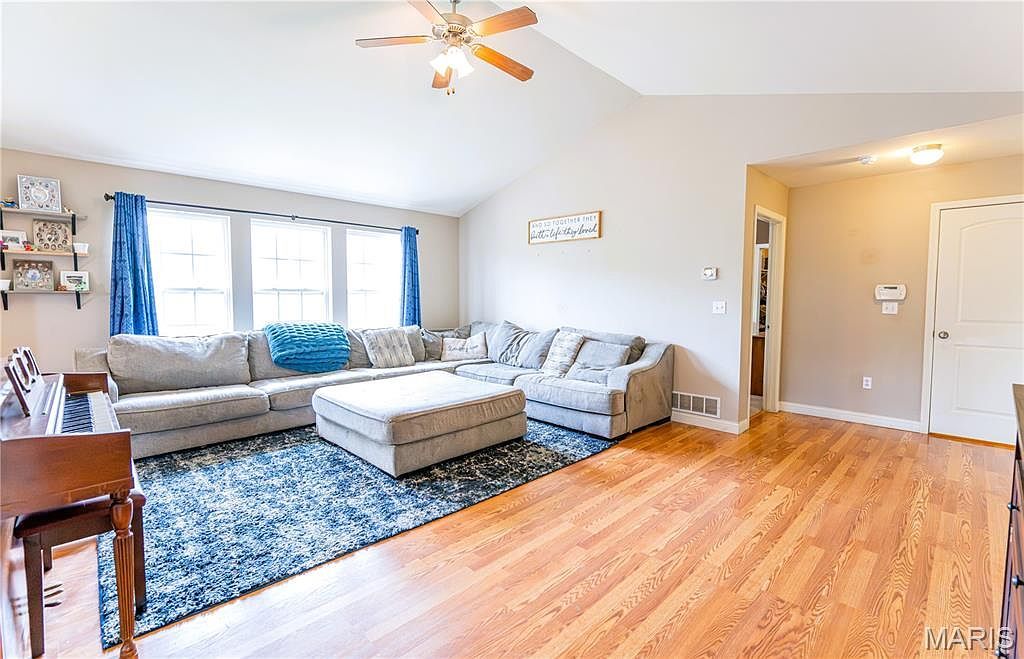 218 Fritts Cir Waynesville, MO 65583 - Thumbnail 5