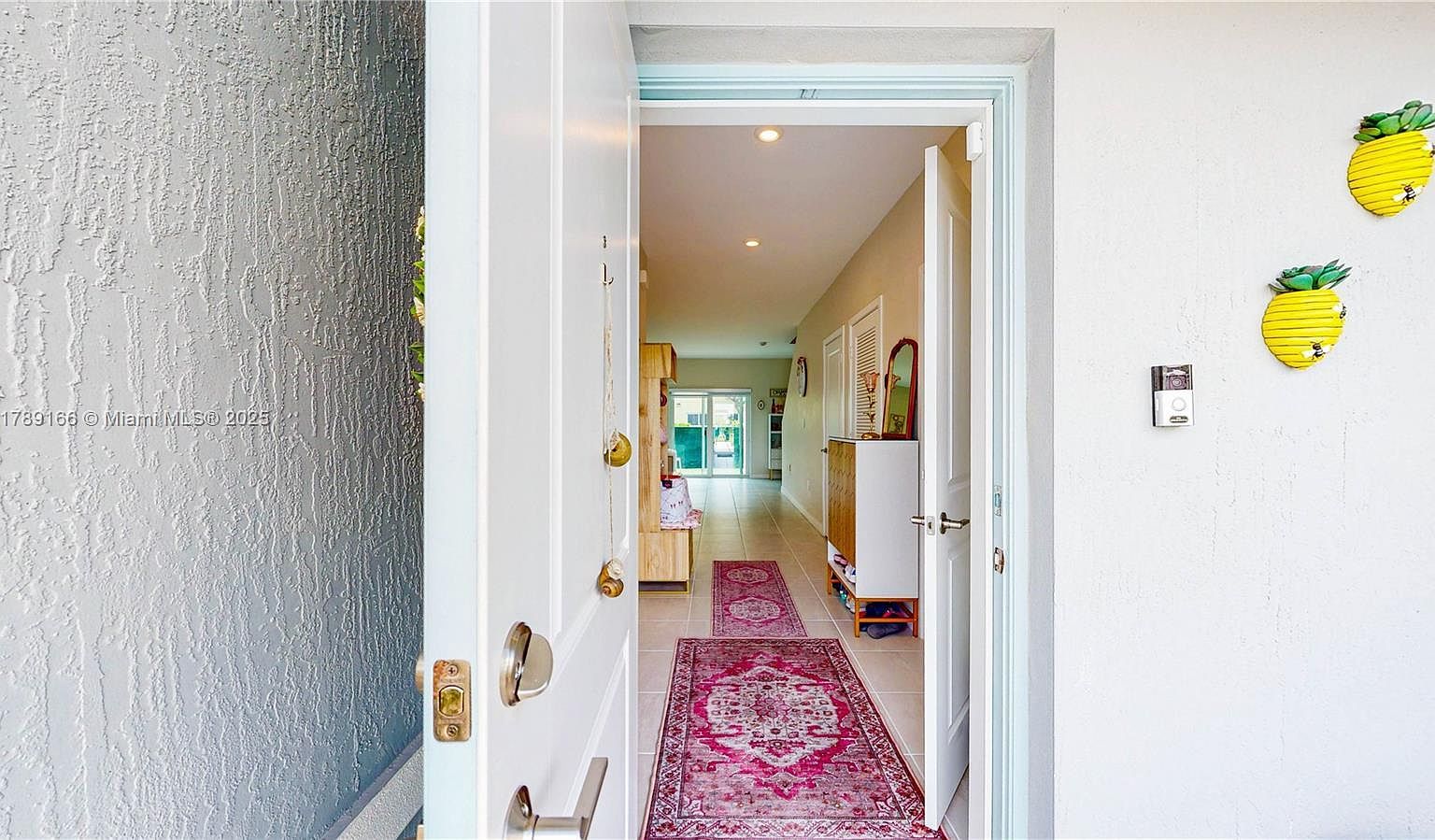 1061 NW 4th Ter Florida City, FL 33034 - Thumbnail 5