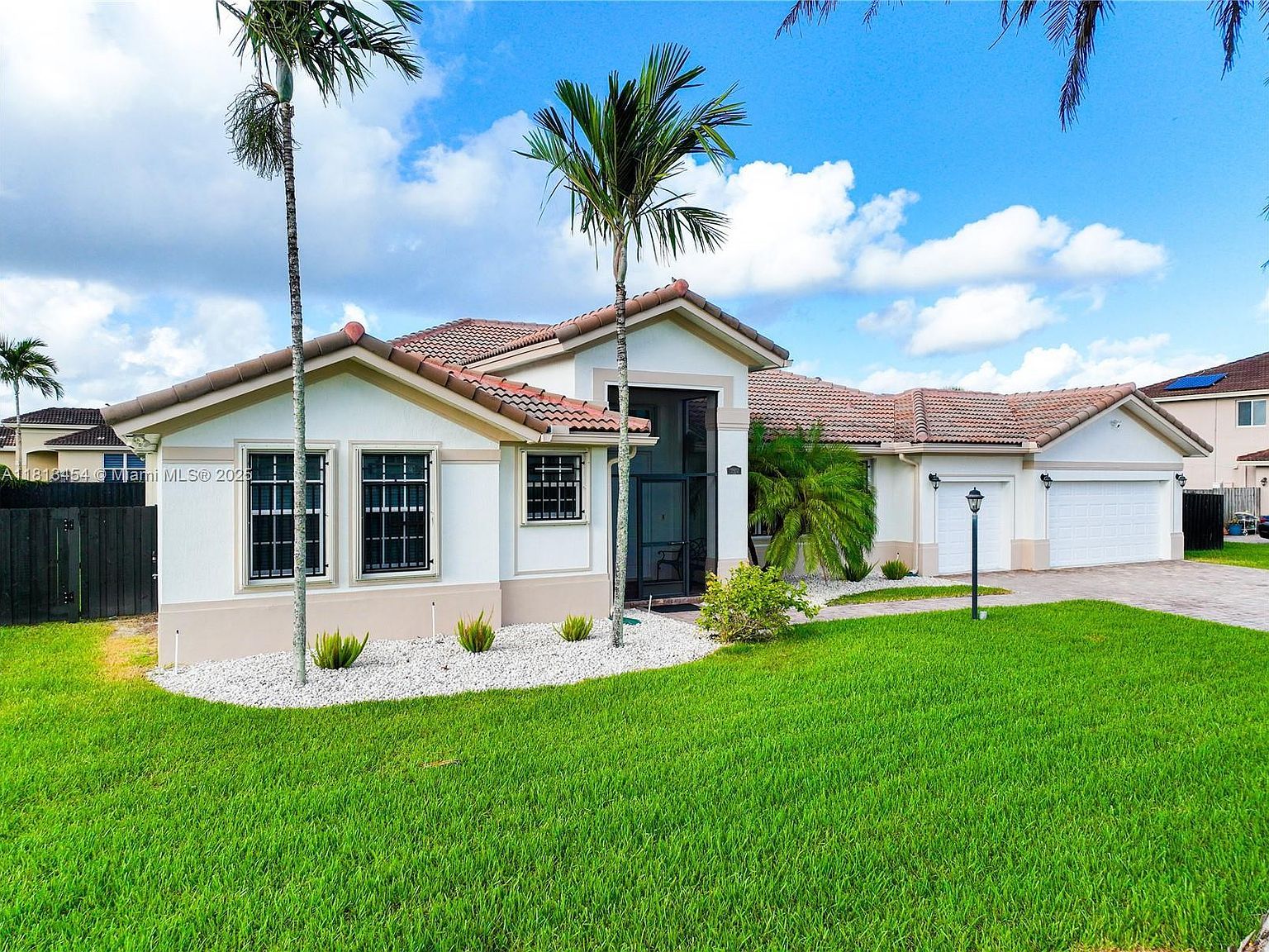 12922 SW 221st St Miami, FL 33170 - Thumbnail 5