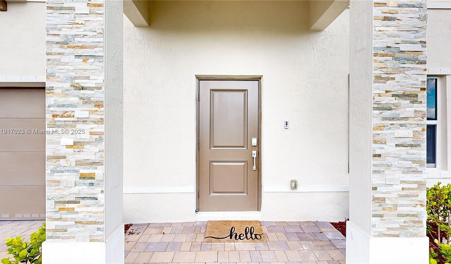 2333 SE 28th Ct Homestead, FL 33035 - Thumbnail 5