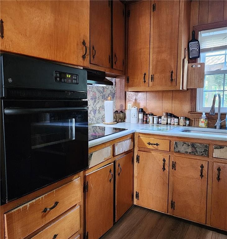 505 Heritage Dr E Mobile, AL 36609 - Thumbnail 5