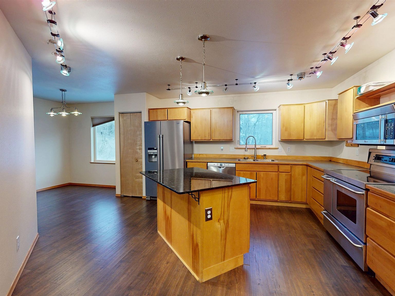 253 Eagle Ridge Rd Fairbanks, AK 99712 - Thumbnail 5